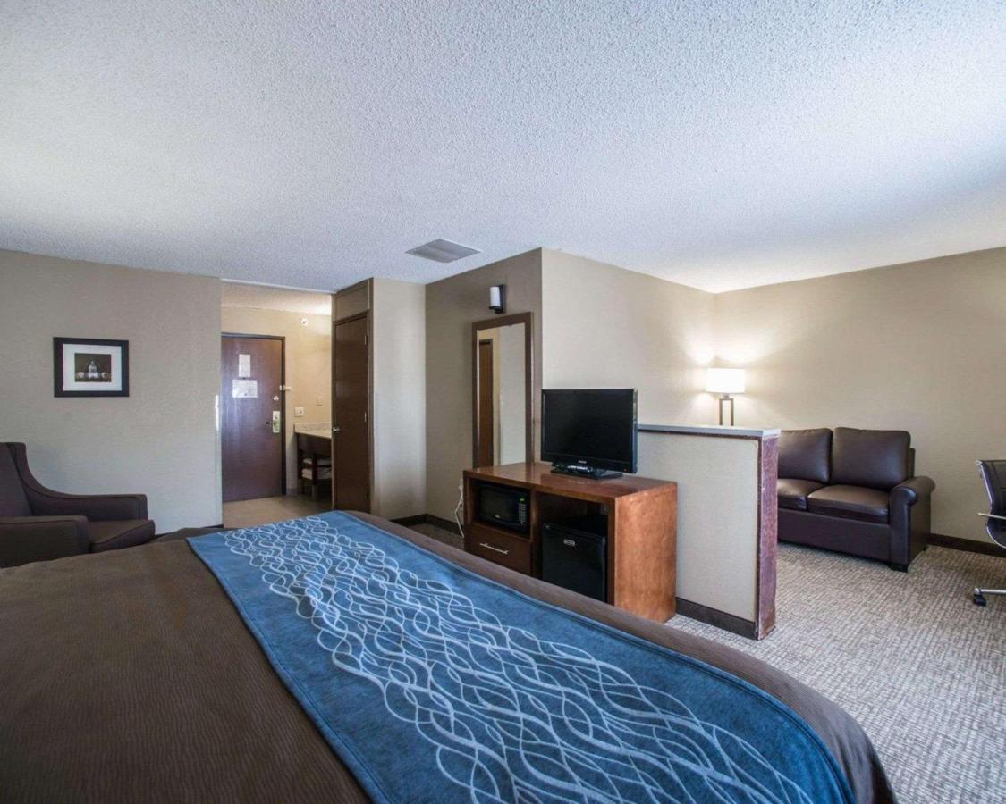 Comfort Inn & Suites St Louis-Hazelwood Ngoại thất bức ảnh