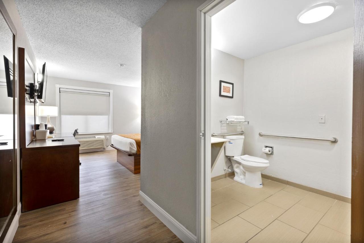 Comfort Inn & Suites St Louis-Hazelwood Ngoại thất bức ảnh
