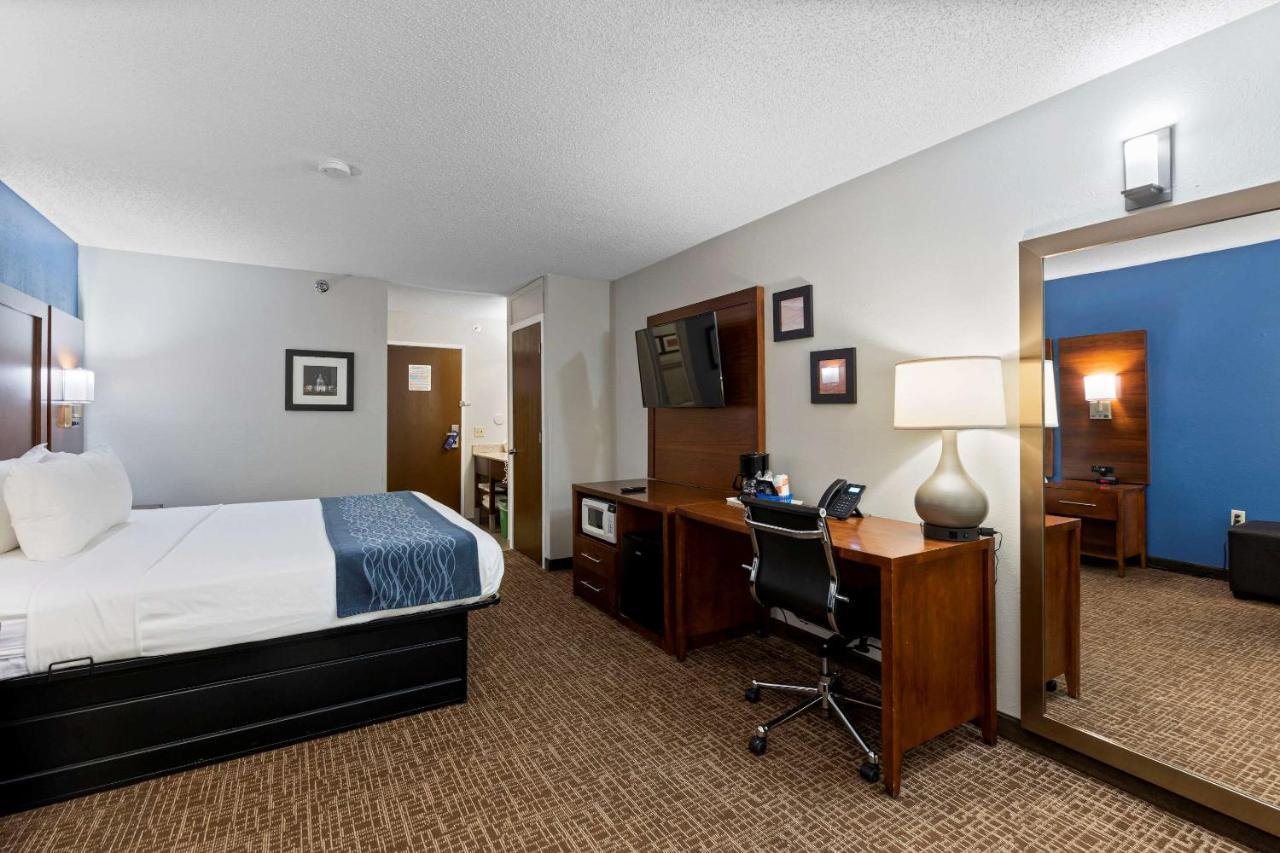 Comfort Inn & Suites St Louis-Hazelwood Ngoại thất bức ảnh
