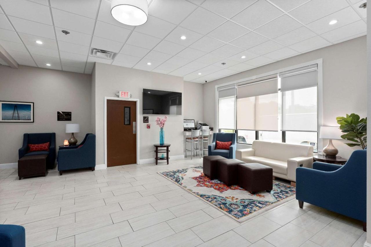 Comfort Inn & Suites St Louis-Hazelwood Ngoại thất bức ảnh